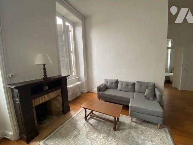 Bel appartement meublé avec 2 chambres à louer ! Secteur Hôpital