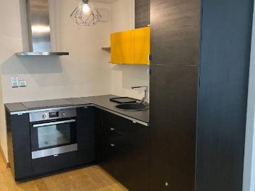 Bel appartement meublé de 43,63m² à la location, situé rue de l'Hôpital à Rouen, 706€ charges comprises
