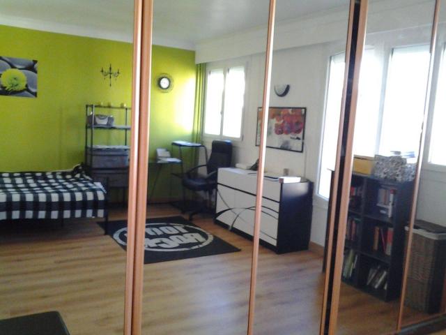Bel appartement meublé de 55 m² avec balcon et parking