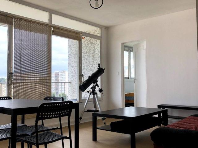Bel appartement meublé sécurisé