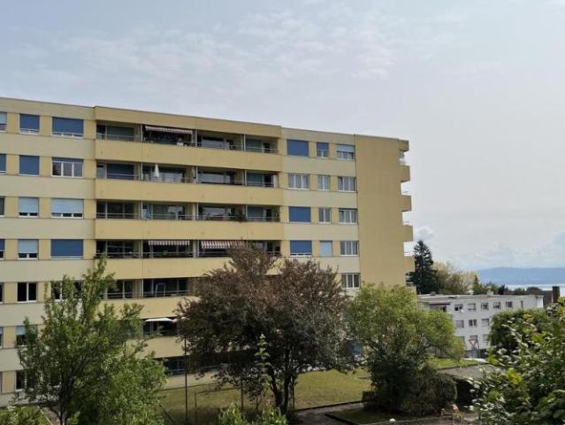 Bel appartement situé dans le haut de la ville