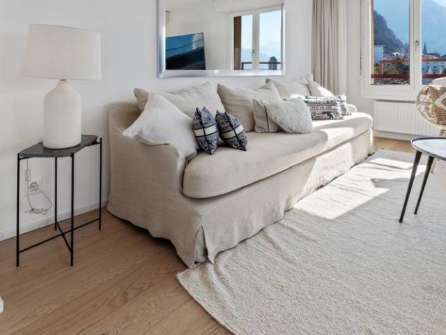 Bel appartement spacieux de 6.5 pièces de 175m2 au 8ème étage