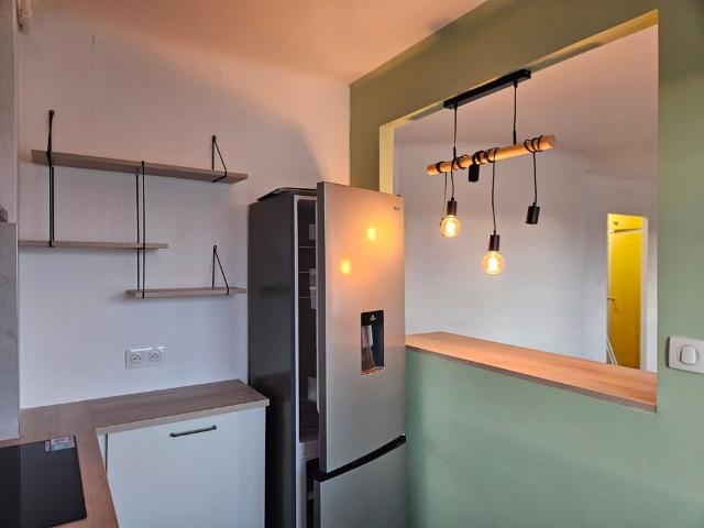 Bel appartement rénové de 30 m² – au calme