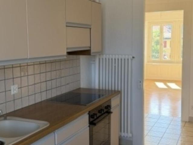 Bel appartement rénové de 4pces La Chaux de Fonds