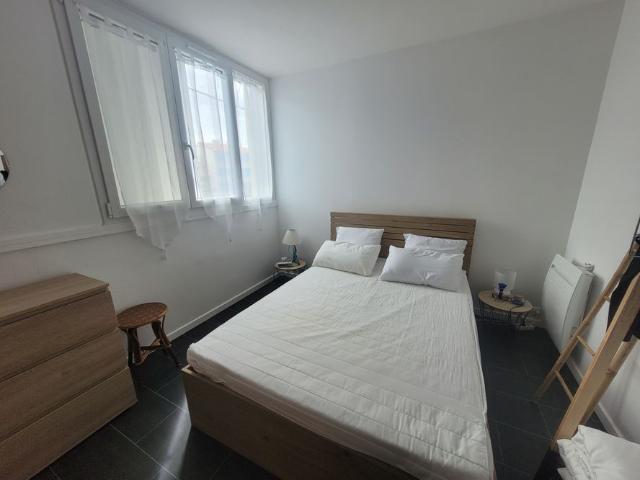 BEL APPARTEMENT T2 MEUBLE PROCHE PLAGE