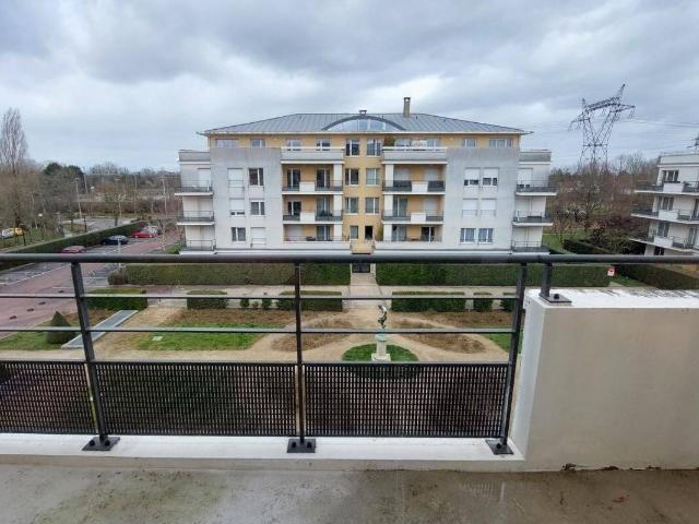 Bel appartement T2 résidence calme ELANCOURT