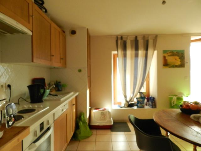 Bel appartement T3 au 1er étage avec vue