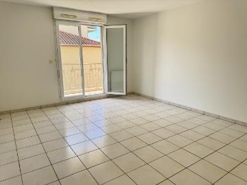 Bel appartement T3 avec balcon