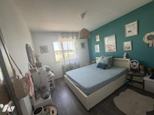 BEL APPARTEMENT T3 AVEC GARAGE LE RHEU