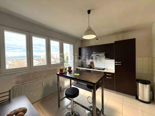 Bel appartement T3 de 84m² avec parking cave et garage