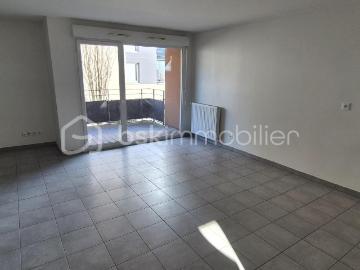Bel Appartement T3 Lumineux – 60 m² – Centre Ville de Meyzieu