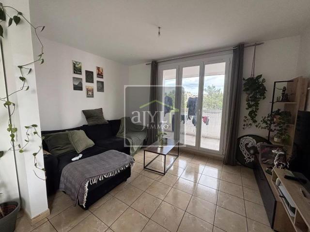 Bel appartement T3 vendu loué ENCAGNANE AIX EN PROVENC. 80m² Aix en Provence