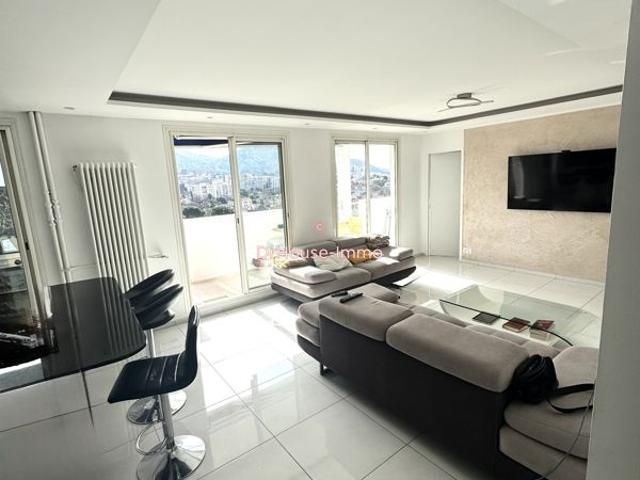 Bel appartement T4 + balcons, quartier St Loup