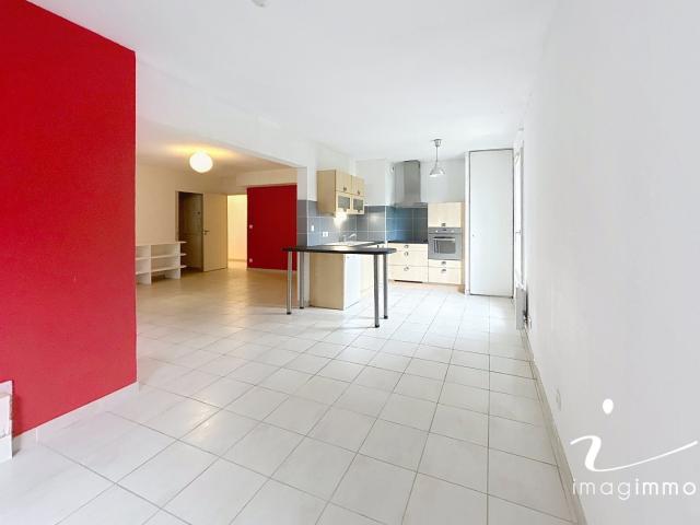 Bel appartement T4 en rez de jardin, terrasse, double garage. 89m² Pignan