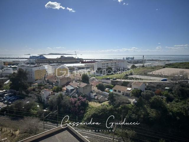 Bel appartement T4 traversant 6ème étage Vue Mer