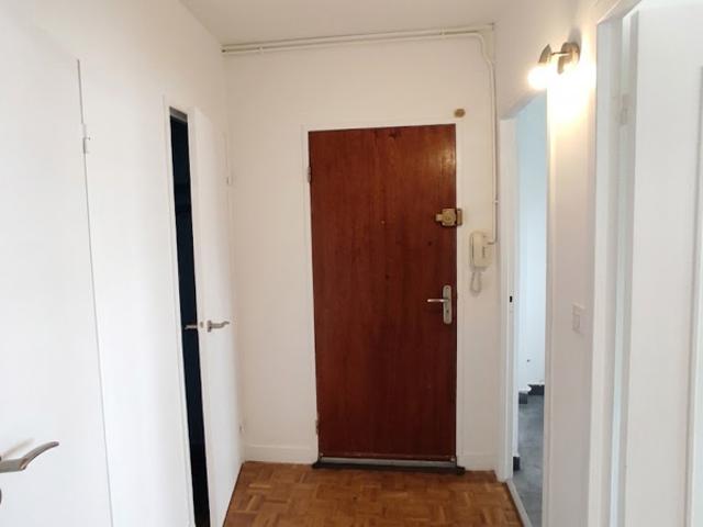 BEL APPARTEMENT TYPE 3 DERNIER ETAGE