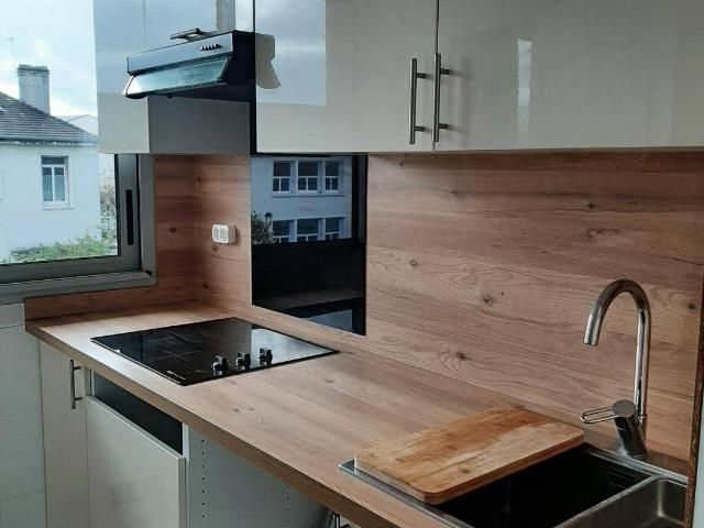BEL APPARTEMENT TYPE F1 DANS PLEIN COEUR DE VILLE