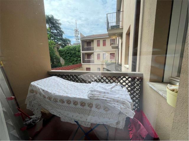 BEL BILOCALE IN CENTRO STORICO CON TERRAZZINO