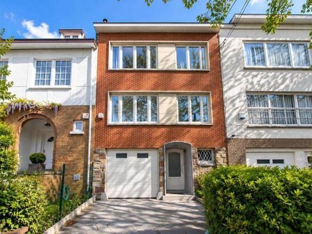 Bel etage house with 4 bedrooms, garage, terrace and garden