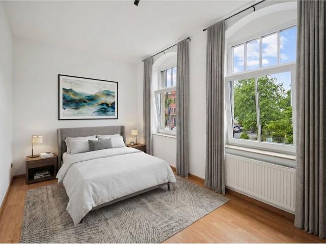 Bel Etage in historic Villa, Dresden Amsterdam Apartments for Rent
