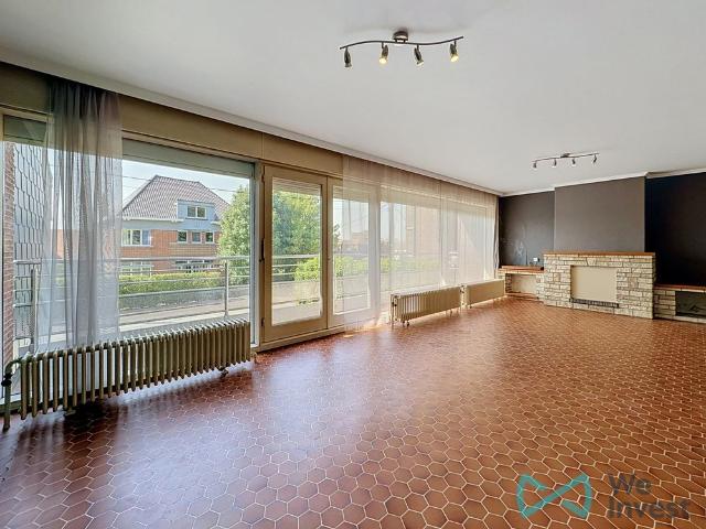 Bel etage met twee slaapkamers in Frasnes lez Anvaing Buissenal