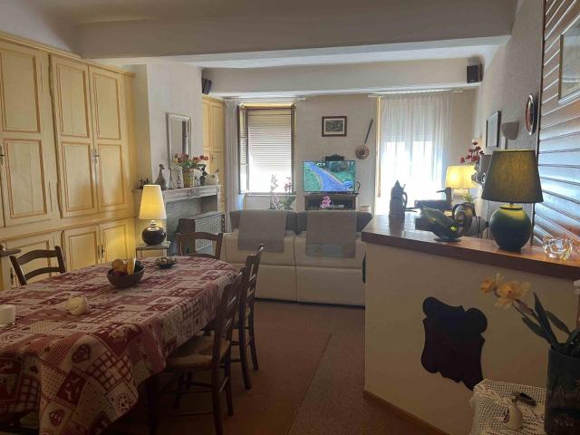 Bel Immeuble Tournus Centre Ville 267m² Tournus