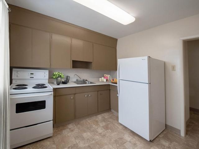 Bel Main 1 Bedroom Apartment for Rent at 201 Belmont Ave, Winnipeg, MB R2V 0Y2 Jefferson