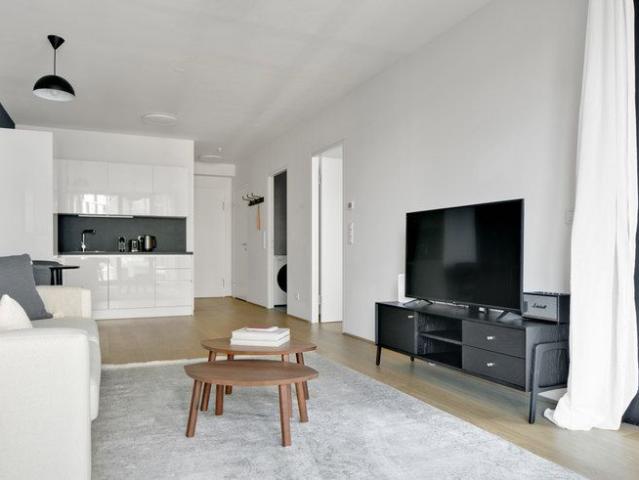 Bel&Main, Canettistraße 1