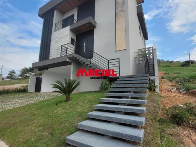 Bela casa no Condomínio Verana NOVA