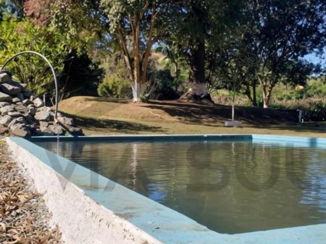 BELA CHÁCARA À VENDA EM JUQUITIBA  ÓTIMO ACESSO