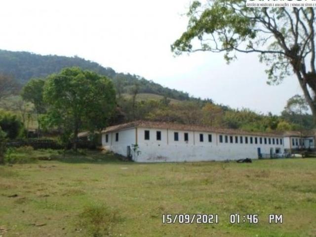 Bela Fazenda Bicentenária 380 ha Região de Juiz de Fora/Rio Preto/MG muita agua