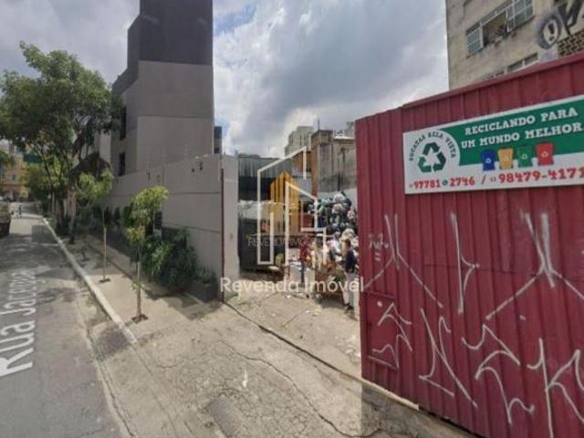 Bela Vista SP, Terreno Residencial/Comercial de 400m² com uma construção