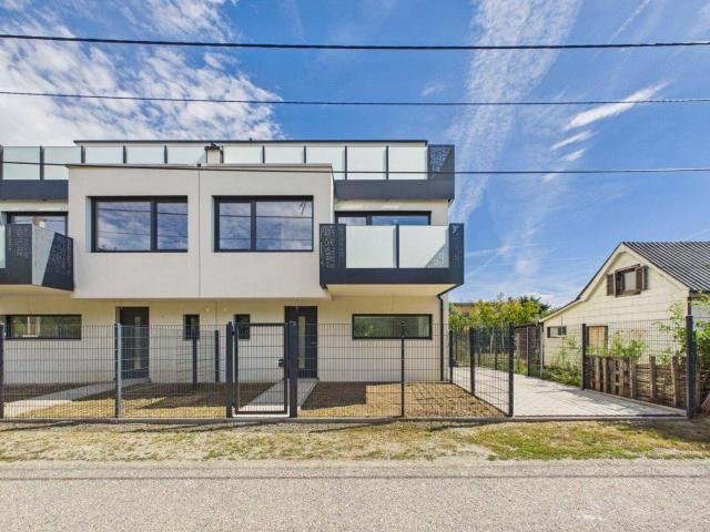 Belagsfertige Doppelhaushälfte mit ca. 152 m² Wohnfläche | Garten und Dachterrasse | 1220 Wien