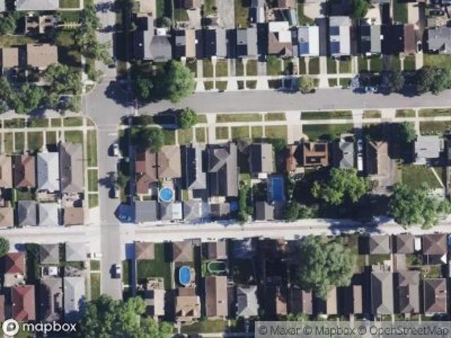 Belden Ave