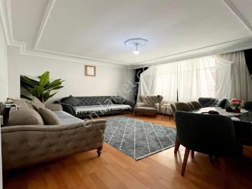 Belediye,üniversite,avm Resmi Kurumların Dibinde Satılık Daire