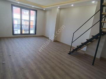 Belediye Ve Kaymakamlığa Yakın Yerden Isıtmalı 2+1 Daire