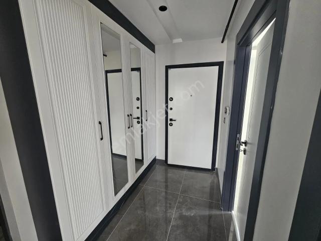 Belediye Civarı Bölgenin En Geniş En Elit İşçilikli 3+1 Dairesi