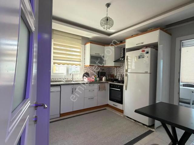 Belediyenin Yanı Başında Ultra Geniş 3+1 120 M2 Net Cam Balkon, Doğalgaz Ve Ekkstralı