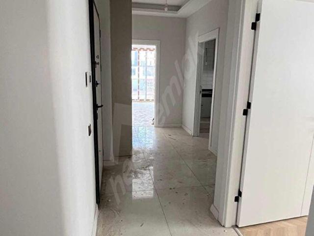 BELEDİYE KARŞISI TERASLI 2+1