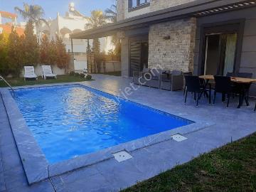 Belek Kadriye De Satılık Özel Havuzlu Jakuzili Lux 4+1 Villa