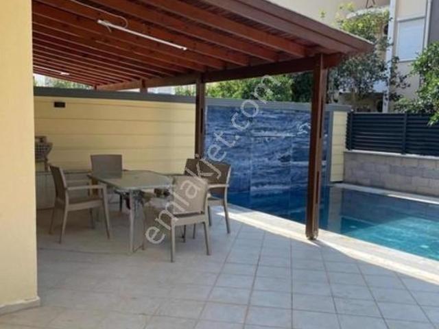 Belek Kadriyede Havuzlu Villa 100 000 Tl