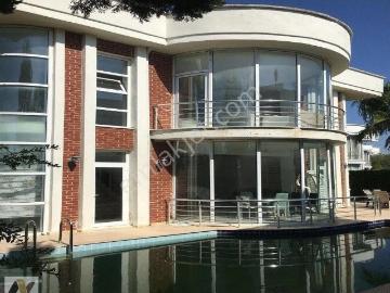 Belek Ocean Sitesinde Havuzlu Denize Yakın 4+1 350 M² Dubleks Villa