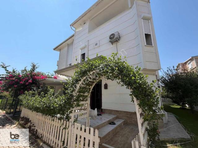 Belek/kadriye Billurkentte Geniş Ve Ferah 4+1 Kiralık Villa