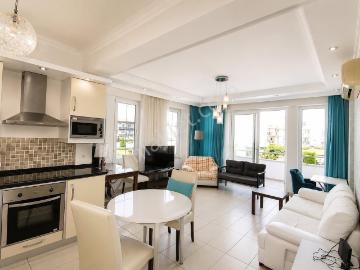 Belek'te Havuzlu Sitede Kiralık Eşyalı 2+1 Daire | Tekce