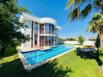 Belek'te Site İçerisinde Tadilatlar Yeni Yapılmış Müstakil Villa