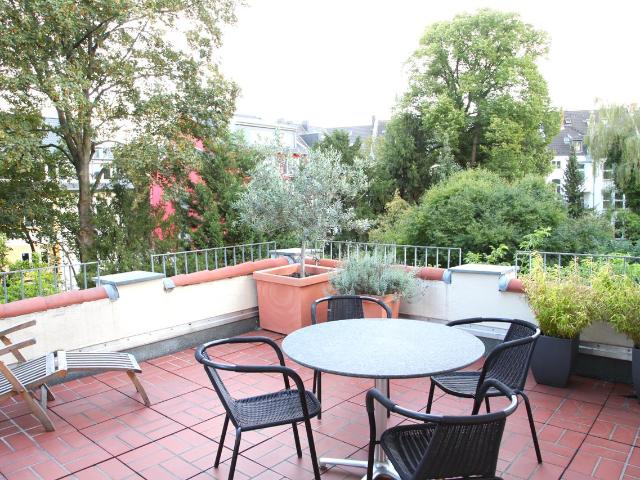 Beletage: Quiet 3 room apartment 115 sqm with terrace Top residential area at the city park, Koln Amsterdam Apartments for Rent