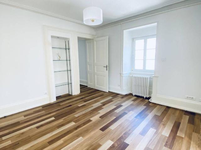 BELFORT Centre 1 Rue Mazarin: Réf LB3826