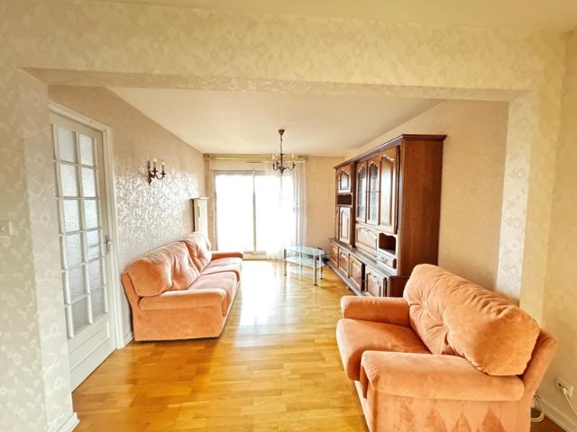 BELFORT Secteur Lycée COURBET Appartement T3 avec garage