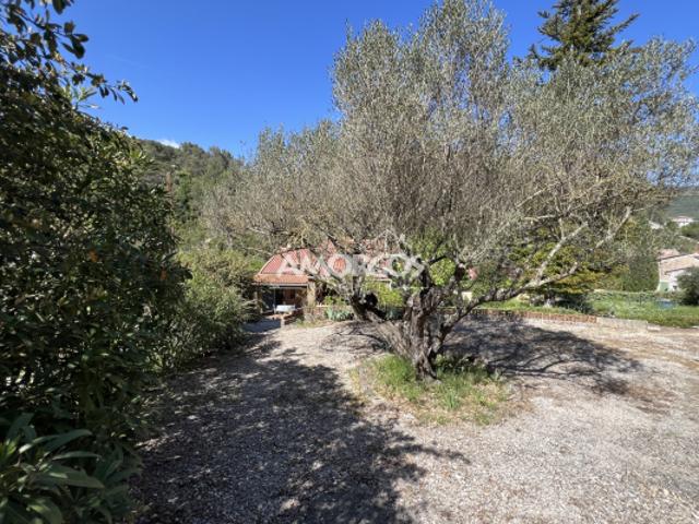 BELGENTIER MAISON PROVENÇALE 110 M2 SUR 3 752 M2 DE TERRAI