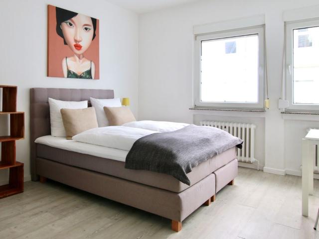 Belgisches Viertel: Modern möbliertes Apartment in bester Lage! – zeitwohnen.de
